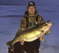 Monster ice bluegill, Fishermen more attractive, Hot dog trophy pike