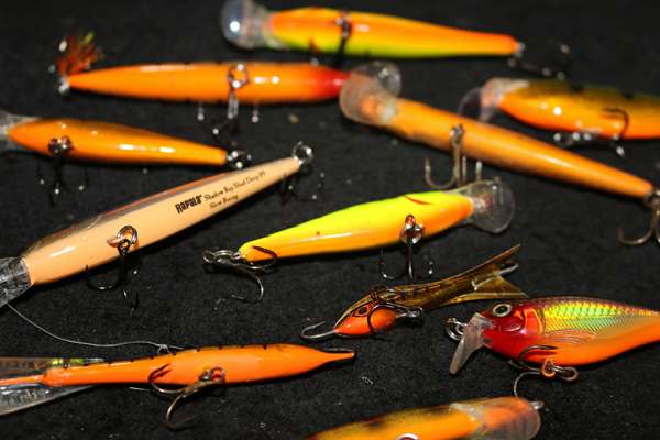 Crawfish colors for bass fishing. Match the hatch with the