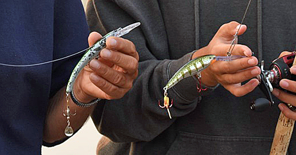 Add flash to your crankbaits – Target Walleye