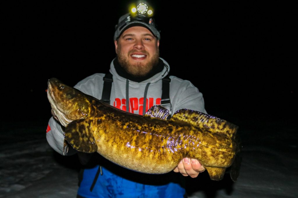 Ice fishing for BURBOT (best spots, gear, and techniques) – Target Walleye