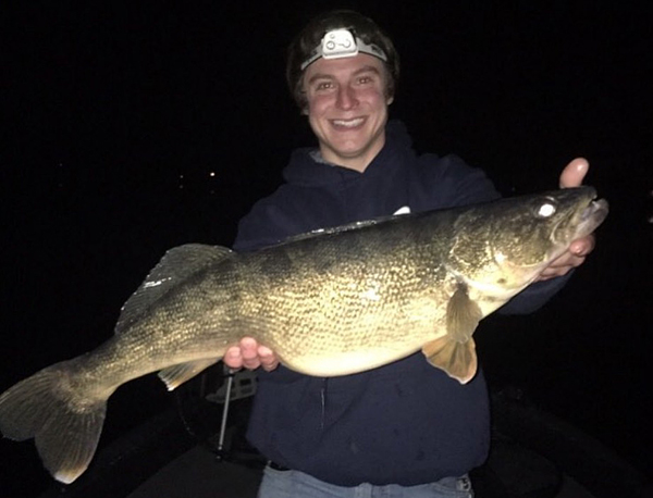 Mille Lacs rumors, Use bigger paddletails, Beef briskets of the week –  Target Walleye