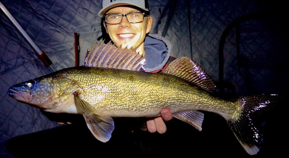 Catch MORE Mid Winter Walleyes with the NEW Lindy Rattl'n Quiver