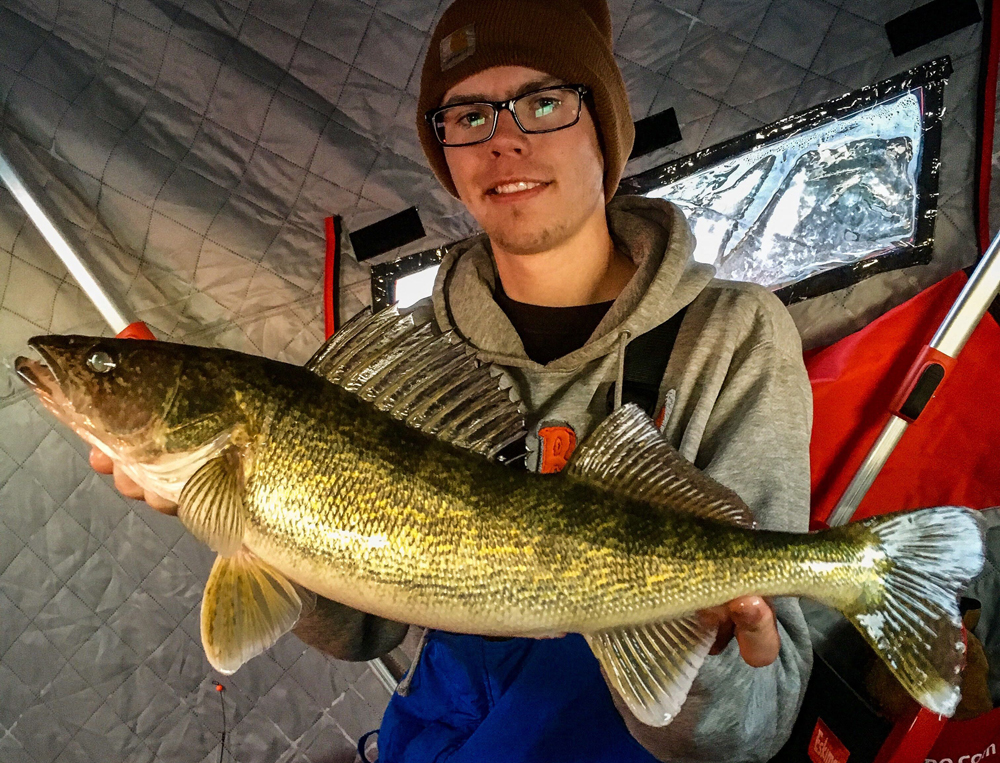 Fish 'saddles' for mid-winter walleyes – Target Walleye