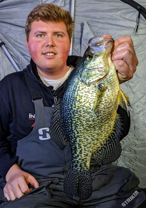 Drop Shotting For Winter Crappie With Joey Mines - B'n'M Pole Company