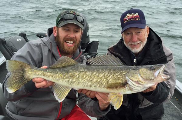 Mammoth Erie lizard, Slip bobber walleyes, Fooling cold front fish