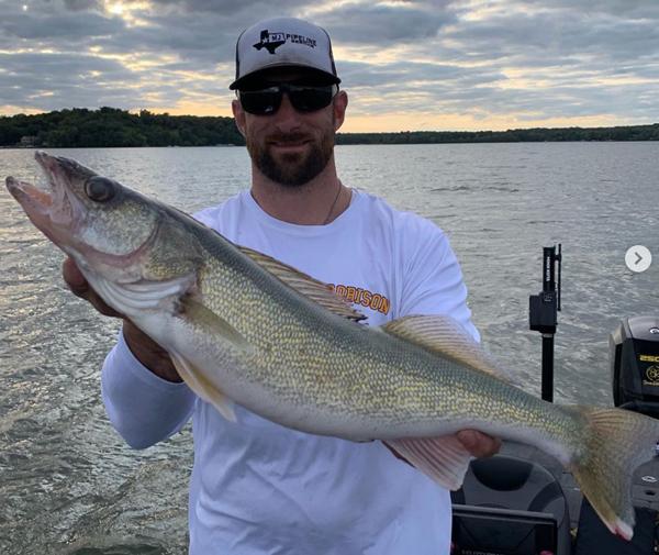 Most controversial lake ever, Giant walleye caught twice, Crank warm  falleyes – Target Walleye
