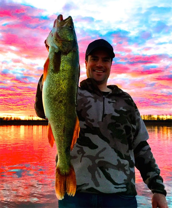 Reeds Gear Guide - Rippin' Rap Lake Trout  Rippin' Raps can be very  effective on multiple species of fish. On a recent trip for lake trout  In-Depth Outdoors Host James Holst