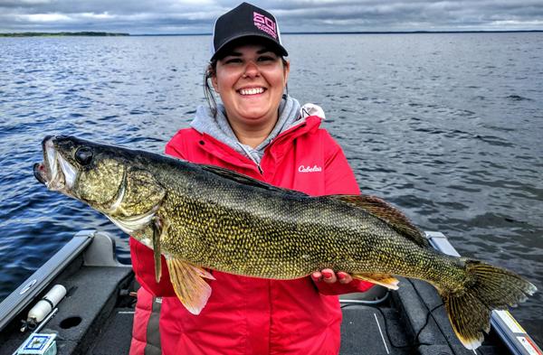 Bro goes WWE, Oddball walleye techniques, Rock melons of the week – Target  Walleye