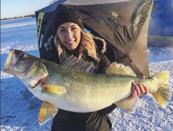 Ice Fishing First Ice for Walleye with the new 2.0 IFishPro Tip-Up