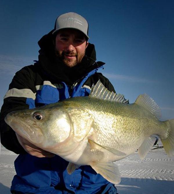 Rare golden crappie caught, Pike swims up hole, Metro walleye tips