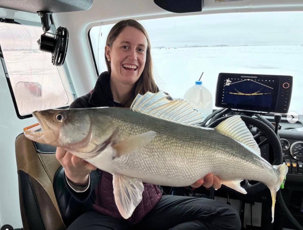 Greers Ferry walleye record, Spot on the spot, Females are more aggressive  – Target Walleye