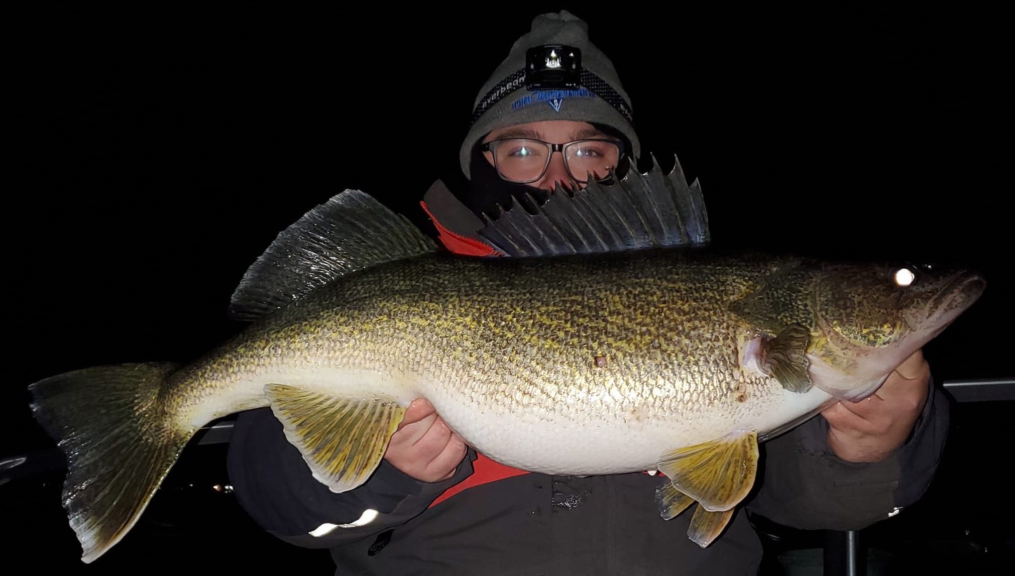 Giant walleye caught 4 times, Don't be a dirtbag rant, How Bro gets buggy –  Target Walleye