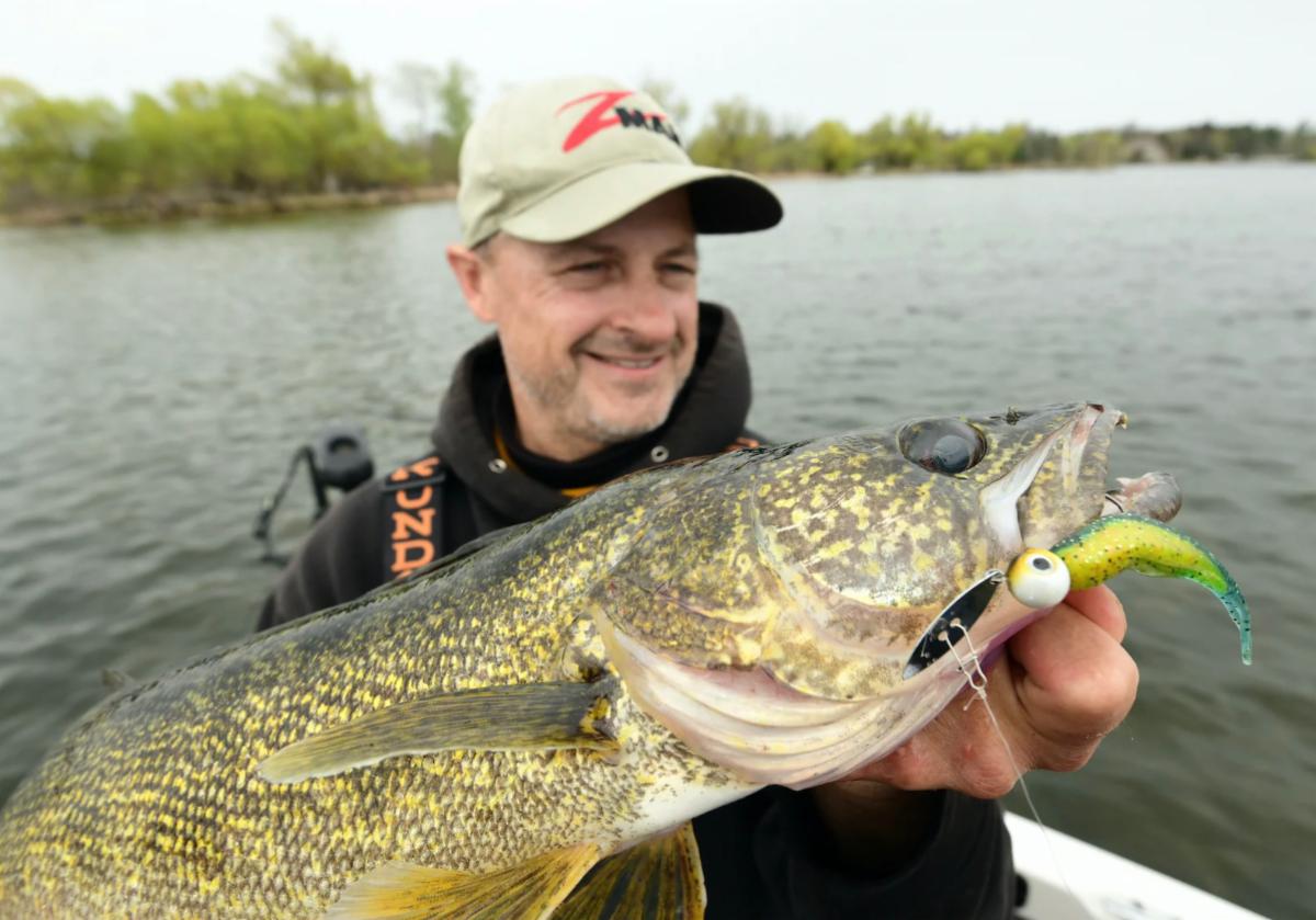 Best walleye bait no one throws, Tom Boley slip-bobber tips, Shiver SZN is  coming – Target Walleye
