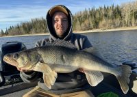 Rainy River is on fire, Dirty water advantages, Don’t squat on fish