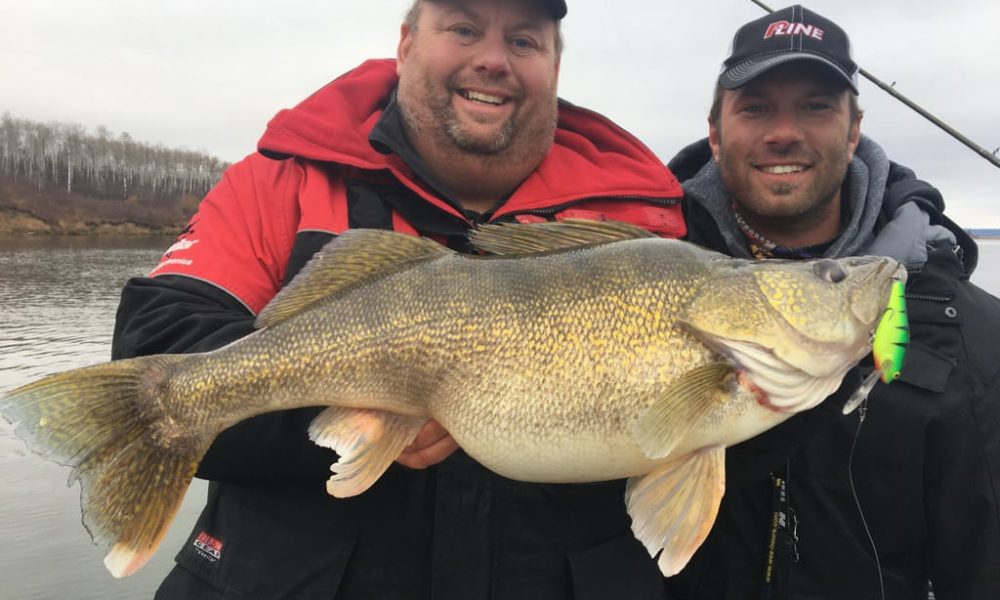 Bass thumb ain’t nothin, Fattest walleye award, How line affects crank depth – Target Walleye