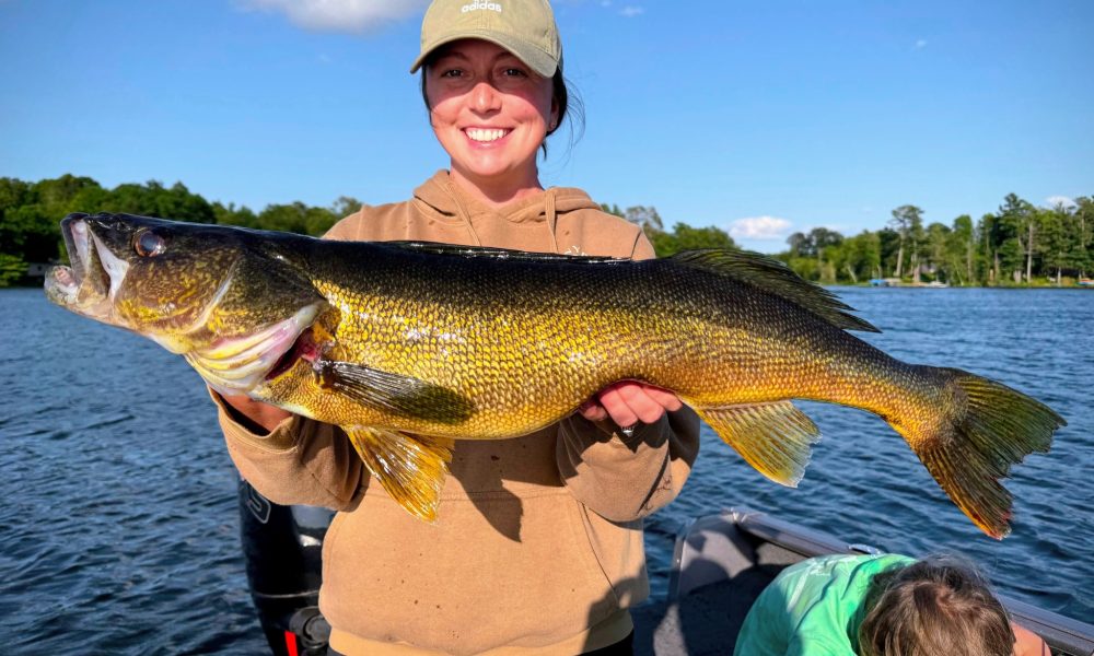 Dirty-30 parade, Bobberscoping in clear water, Punch mats for walleye – Target Walleye