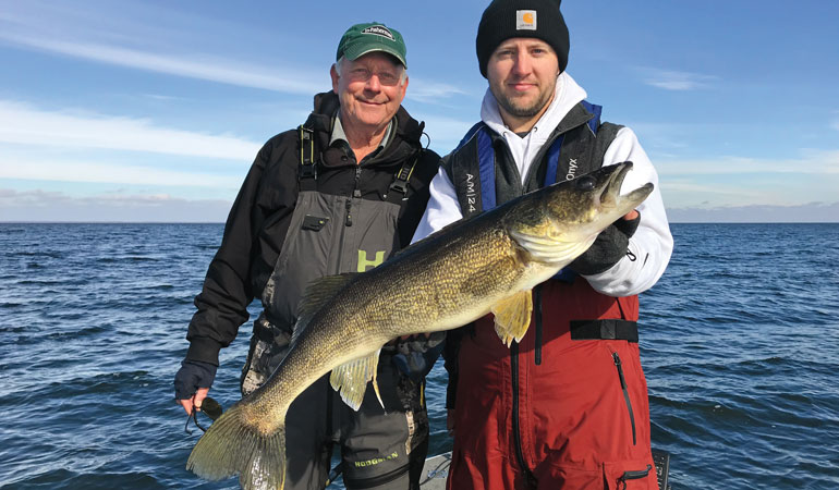 Tom Boley is knee deep, River rat wingdam tricks, Al’s secret revealed – Target Walleye