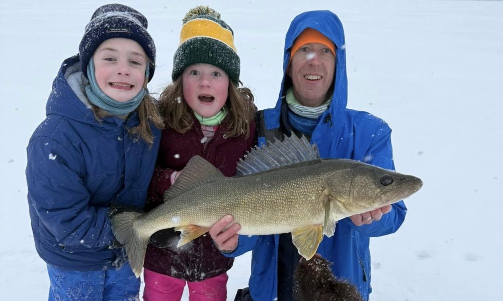 Match the hatch walleyes, Doggy days of winter, Side Imaging simplified – Target Walleye