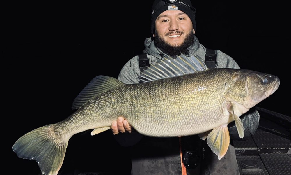 Secret big crappie trick, Suspended burbot thoughts, Truck fishing fail – Target Walleye